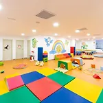 Alexandre Troya Otel 4*