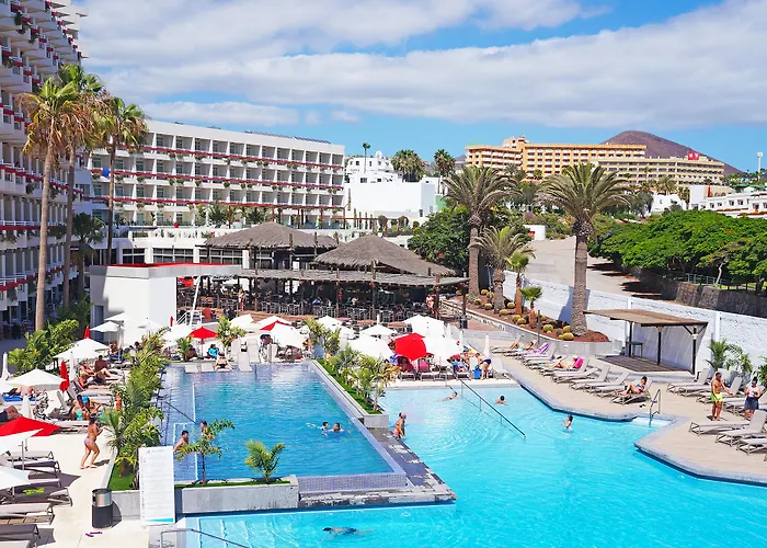 Alexandre Troya Otel 4*