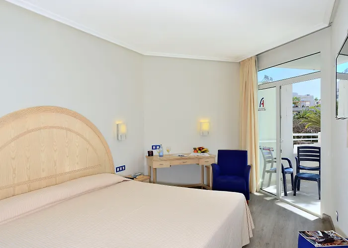 Alexandre Troya Otel