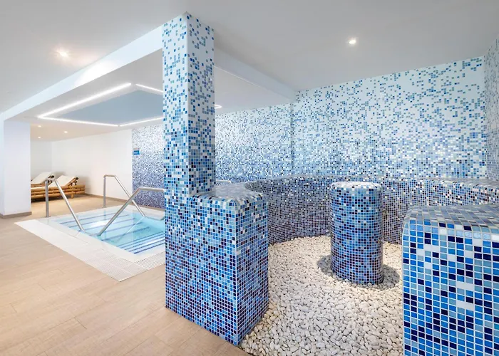 Alexandre Troya Otel 4*