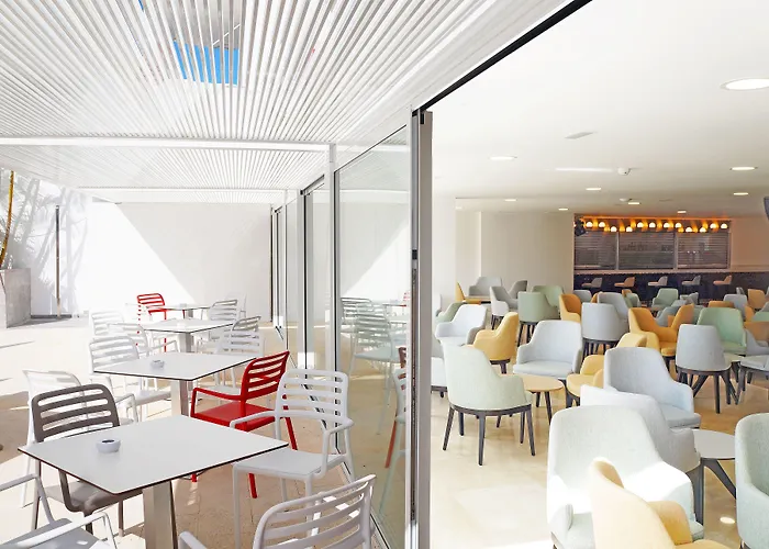 Alexandre Troya Otel Playa de las Américas