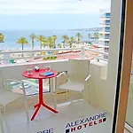 Alexandre Troya 酒店