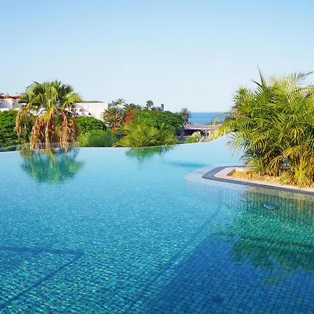 Alexandre Troya Otel