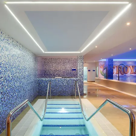 Alexandre Troya Otel