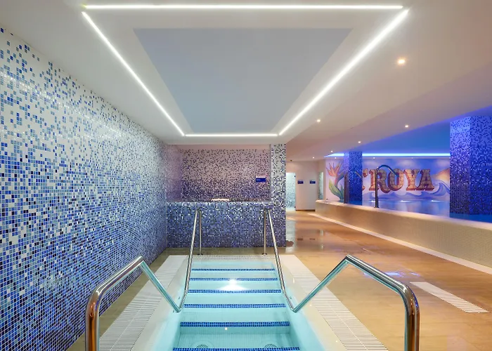 Alexandre Troya Hotel